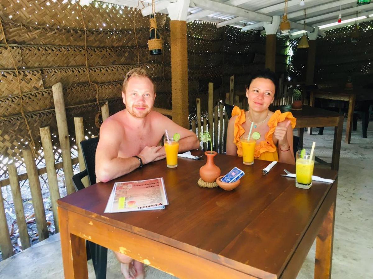 Relax Beach House Tangalle Eksteriør billede