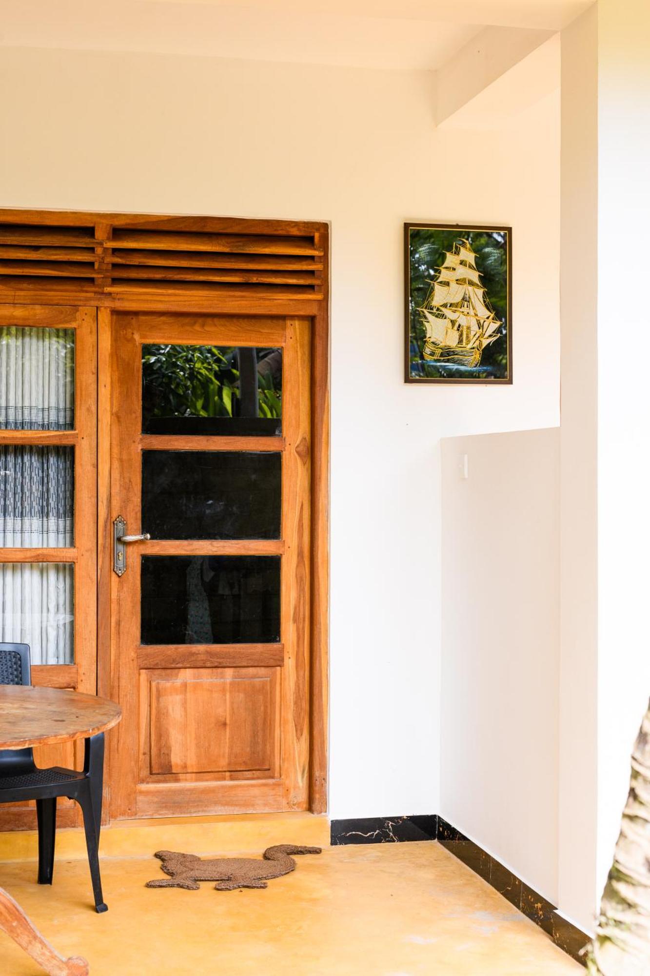 Relax Beach House Tangalle Eksteriør billede